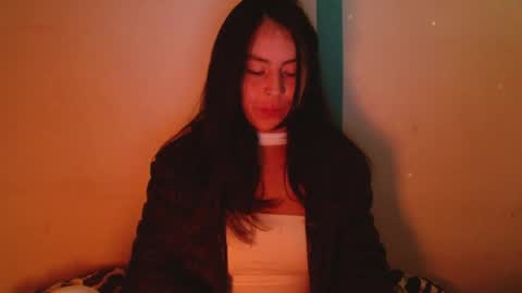 Snapshot of girl_marvel1 chatting on 19, 4, 2026 Alejandra online show from 19, 4, 2026