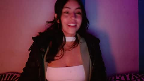 Snapshot of girl_marvel1 chatting on 17, 5, 2026 Alejandra online show from 17, 5, 2026
