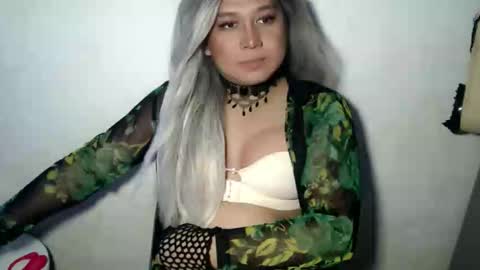 Snapshot of girl_seductionxoxo chatting on 22, 3, 2026 Nica online show from 22, 3, 2026