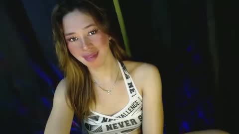Snapshot of girlcock_8 chatting on 5, 1, 2025 highskoolfucker online show from 5, 1, 2025