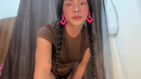 Snapshot of girlcock_dominantfucker chatting on 11, 9, 2025 queen ronna online show from 11, 9, 2025