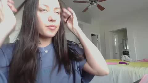 Snapshot of girlnextdoor702 chatting on 1, 1, 2025 Jasmine online show from 1, 1, 2025