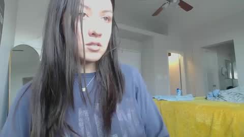 Snapshot of girlnextdoor702 chatting on 5, 1, 2025 Jasmine online show from 5, 1, 2025