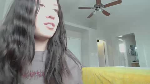 Snapshot of girlnextdoor702 chatting on 8, 1, 2025 Jasmine online show from 8, 1, 2025