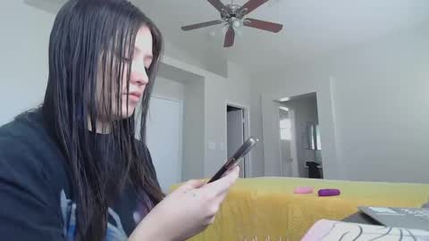 Snapshot of girlnextdoor702 chatting on 4, 2, 2025 Jasmine online show from 4, 2, 2025