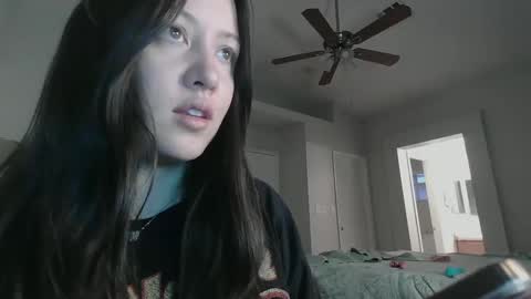 Snapshot of girlnextdoor702 chatting on 2, 3, 2025 Jasmine online show from 2, 3, 2025