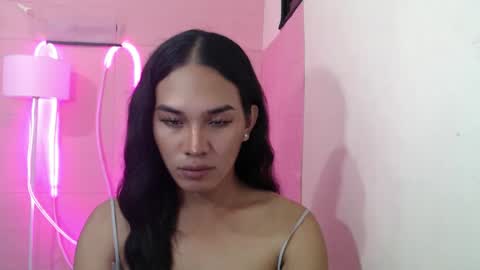 Snapshot of girlthatuneedxxx chatting on 8, 1, 2025 Rhaine online show from 8, 1, 2025