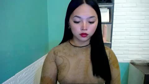 Rhaine online show from 4, 4, 2026