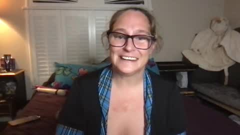 Girls Have Fun Too online show from 11, 9, 2025