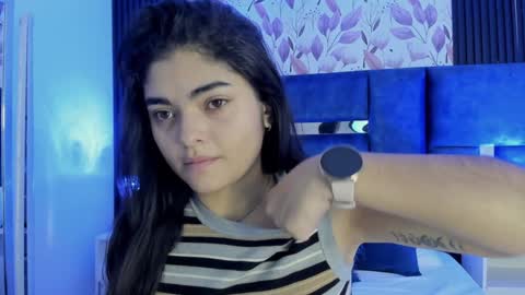     online show from 31, 1, 2025