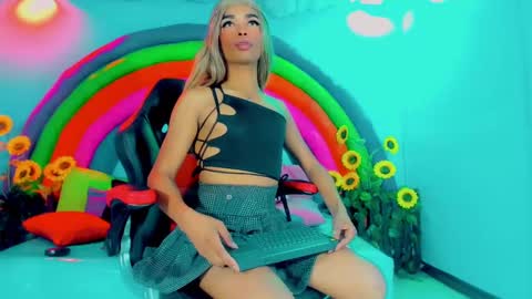 Gisel online show from 11, 1, 2025