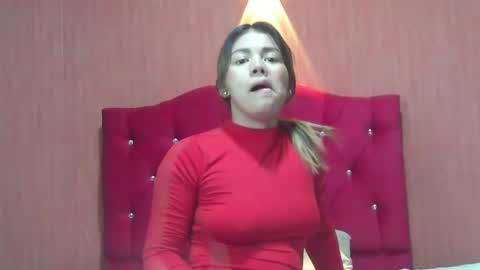 Gissel angel online show from 8, 1, 2025