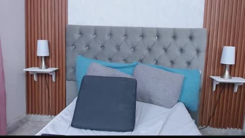 Gissell Saenz online show from 10, 9, 2025