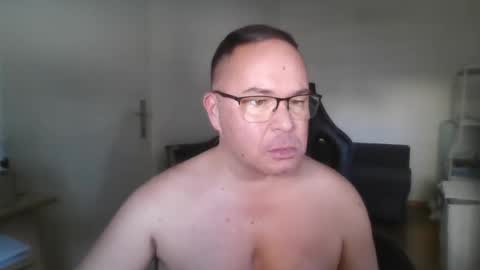 Snapshot of giulio203 chatting on 11, 6, 2026 giulio203 online show from 11, 6, 2026