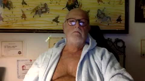 Snapshot of giutomma930394 chatting on 22, 10, 2025 giutomma930394 online show from 22, 10, 2025