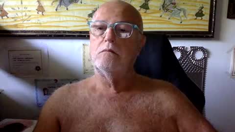 giutomma930394 online show from 26, 6, 2026
