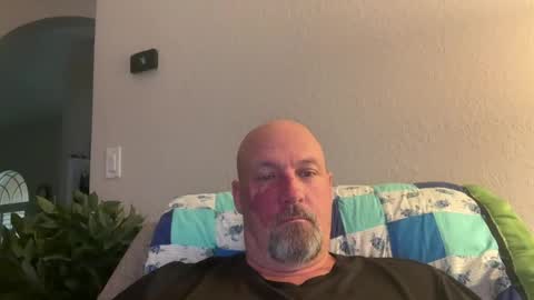 giveitup193 online show from 8, 8, 2026