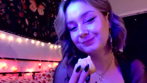 givemesweetdreams online show from 23, 1, 2025