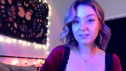 givemesweetdreams online show from 11, 3, 2025
