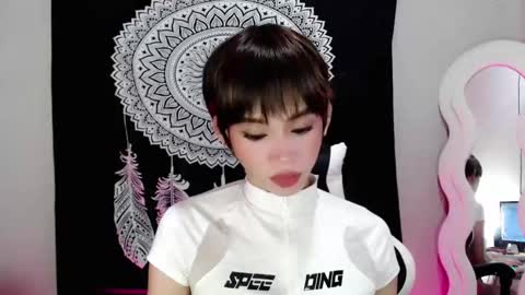 Snapshot of givemethrillx chatting on 3, 2, 2025 givemethrillx online show from 3, 2, 2025