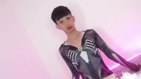 Snapshot of givemethrillx chatting on 28, 5, 2026 givemethrillx online show from 28, 5, 2026