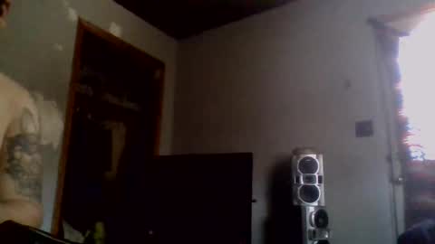 Snapshot of givr6inches chatting on 3, 10, 2025 e-Bizl online show from 3, 10, 2025