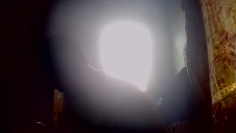 Snapshot of givr6inches chatting on 31, 10, 2025 e-Bizl online show from 31, 10, 2025