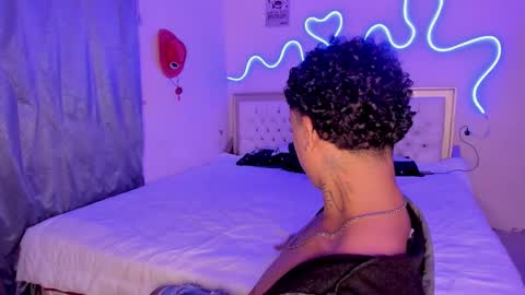 Snapshot of glader_guy chatting on 13, 10, 2025 only for you bby online show from 13, 10, 2025