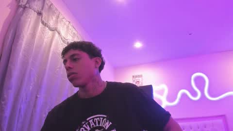 Snapshot of glader_guy chatting on 20, 12, 2025 only for you bby online show from 20, 12, 2025