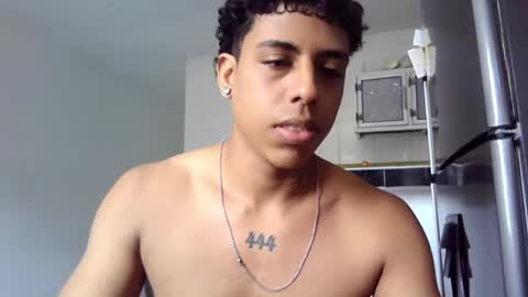 Snapshot of glader_guy chatting on 12, 4, 2026 only for you bby online show from 12, 4, 2026