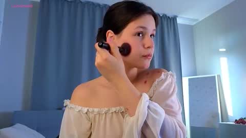 Snapshot of gladysacreman chatting on 18, 9, 2025 Michelle online show from 18, 9, 2025
