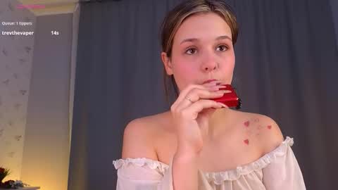 Snapshot of gladysacreman chatting on 14, 10, 2025 Michelle online show from 14, 10, 2025