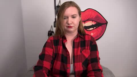 Snapshot of glamorousnikki chatting on 12, 9, 2025 Nikki online show from 12, 9, 2025