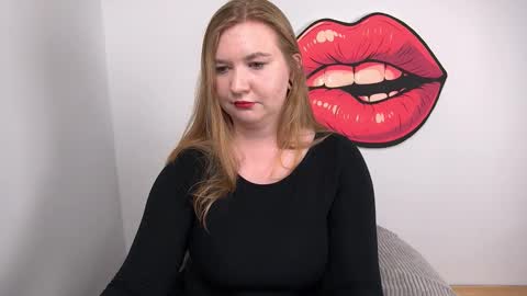 Snapshot of glamorousnikki chatting on 30, 9, 2025 Nikki online show from 30, 9, 2025