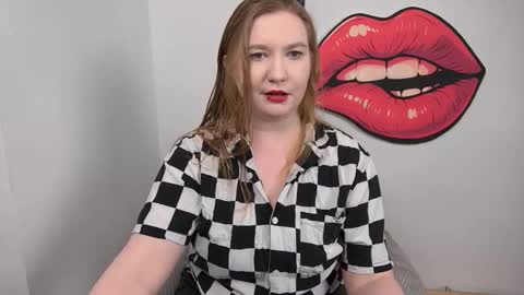 Nikki online show from 4, 12, 2025