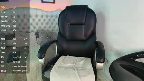 Snapshot of glamwtigress chatting on 7, 2, 2026 glamwtigress online show from 7, 2, 2026