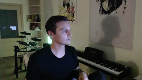 gldnec online show from 21, 7, 2026