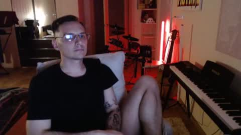 gldnec online show from 2, 8, 2026