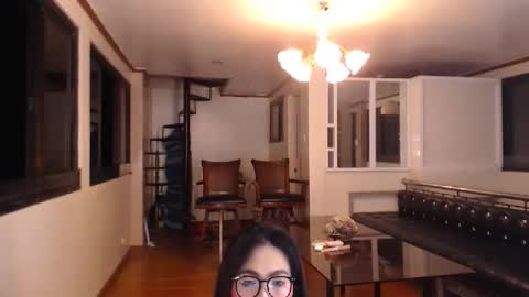 gleiahong online show from 19, 10, 2025