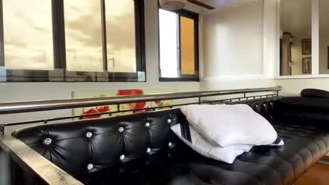 gleiahong online show from 4, 11, 2025