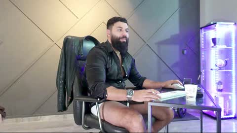 Matthew .. for short call me Matt online show from 3, 12, 2024