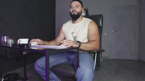 Matthew .. for short call me Matt online show from 1, 10, 2025