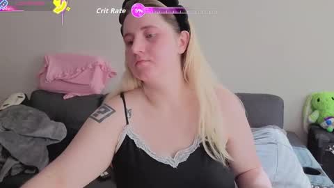 Glitch online show from 7, 11, 2025