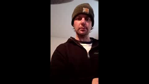 Snapshot of glitterindustries chatting on 7, 1, 2026 Mr Glitter online show from 7, 1, 2026