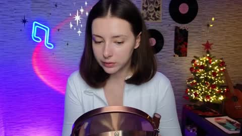 Snapshot of glo_lo chatting on 28, 1, 2025 Bye everybody Ill be online Monday December 2nd Saturday and Sunday off online show from 28, 1, 2025