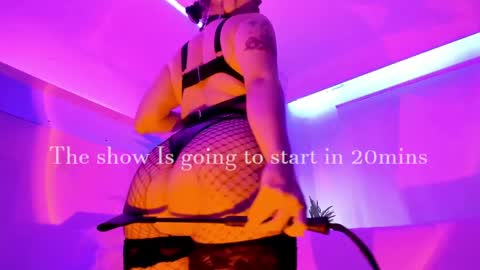 Mimi online show from 7, 5, 2026