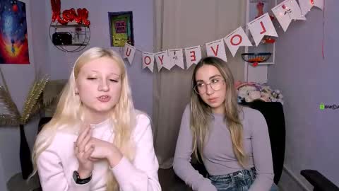 Snapshot of gloria_flower_ chatting on 13, 2, 2026 gloria_flower_ online show from 13, 2, 2026