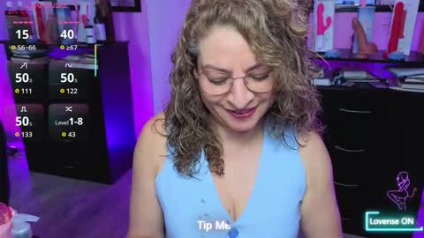 gloriacrespo online show from 11, 10, 2025