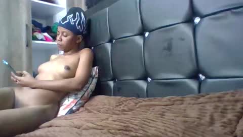 glossybae online show from 7, 10, 2025