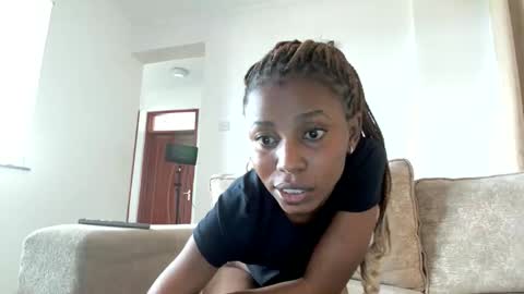 glossybae online show from 22, 12, 2025